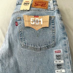 Levi’s 501 Cropped High Rise Straight Leg Jean